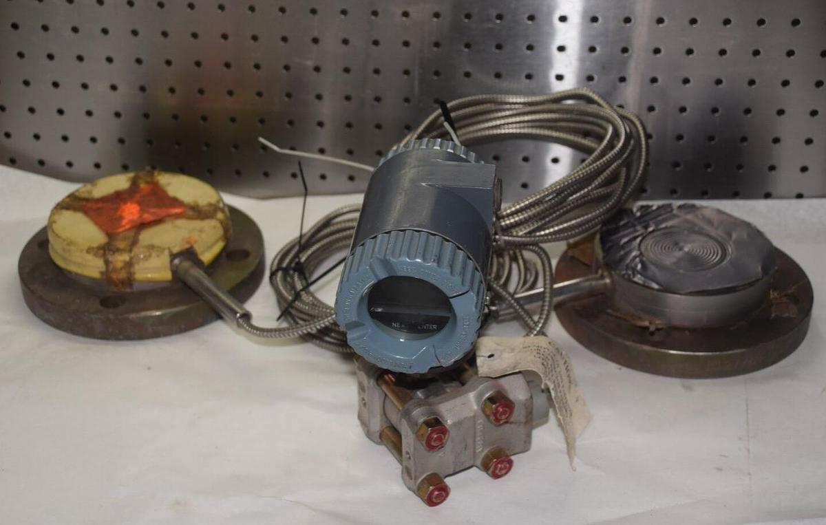 Used Foxboro Pressure Transmitter IPS10-D58A1CHE1F-M1L1 12.5-42vdc