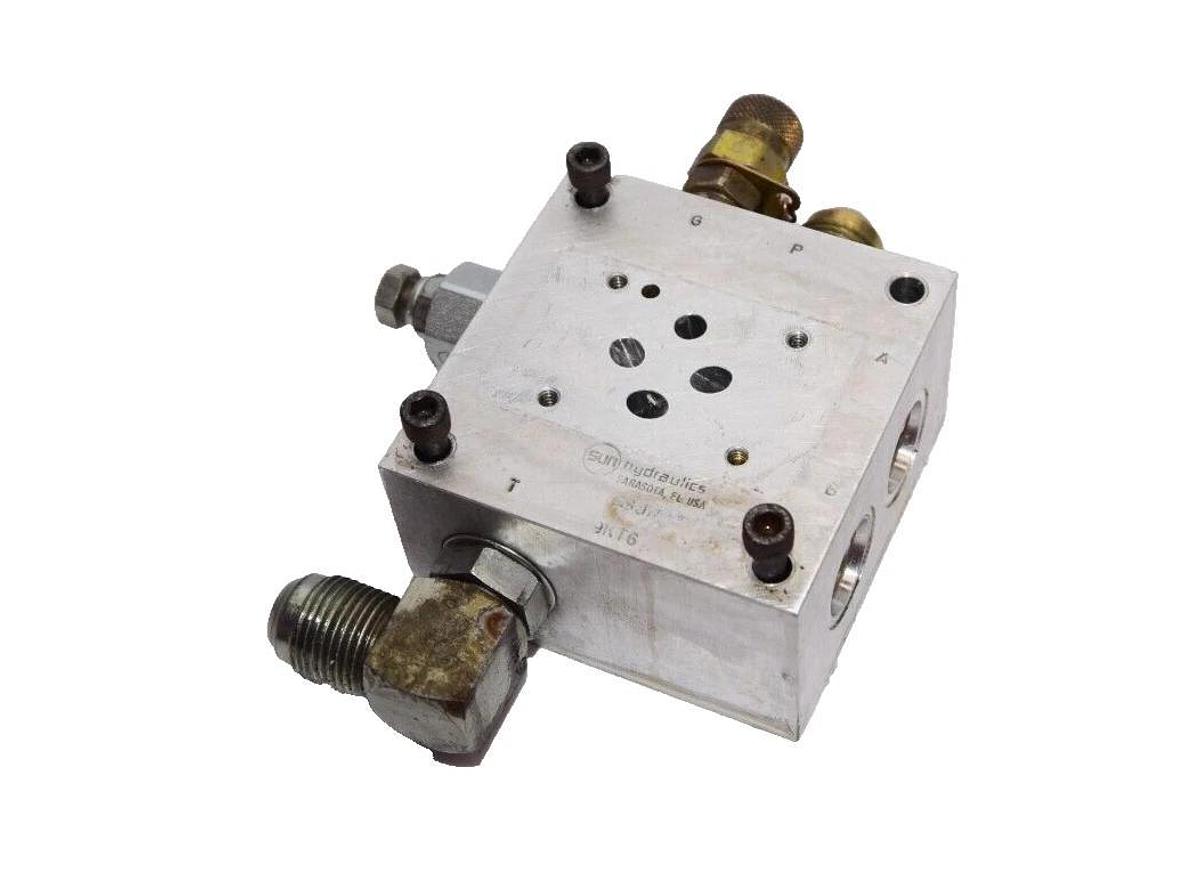 Used SUN HYDRAULICS FSJ 9KT6 Manifold