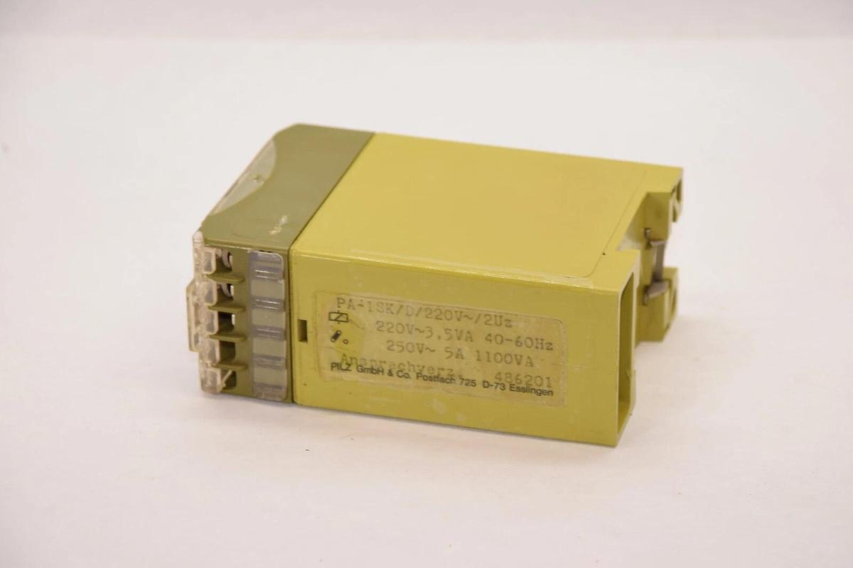 Used PILZ PA-1SK/D/220V/2UZ 250V 5A 40-60Hz Safety Relay Counter