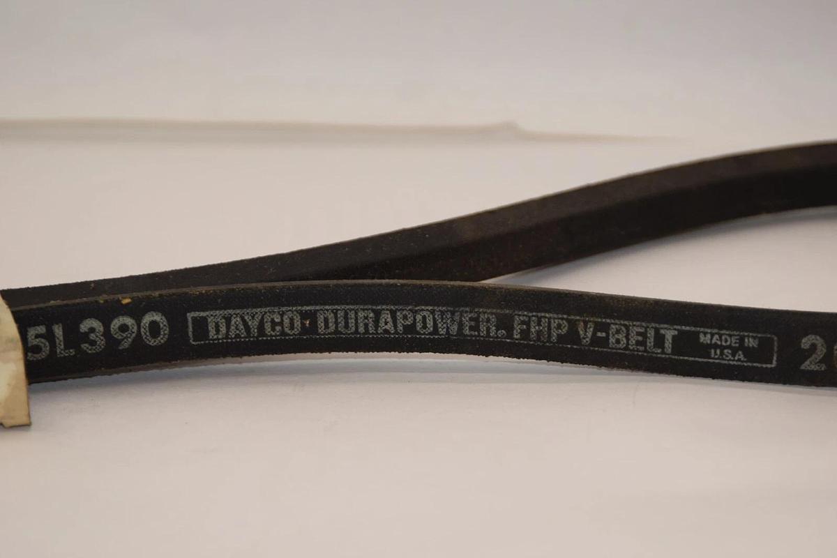 (NEW) DAYCO 3L390 39" x 5/8" Durapower V-Belt USA