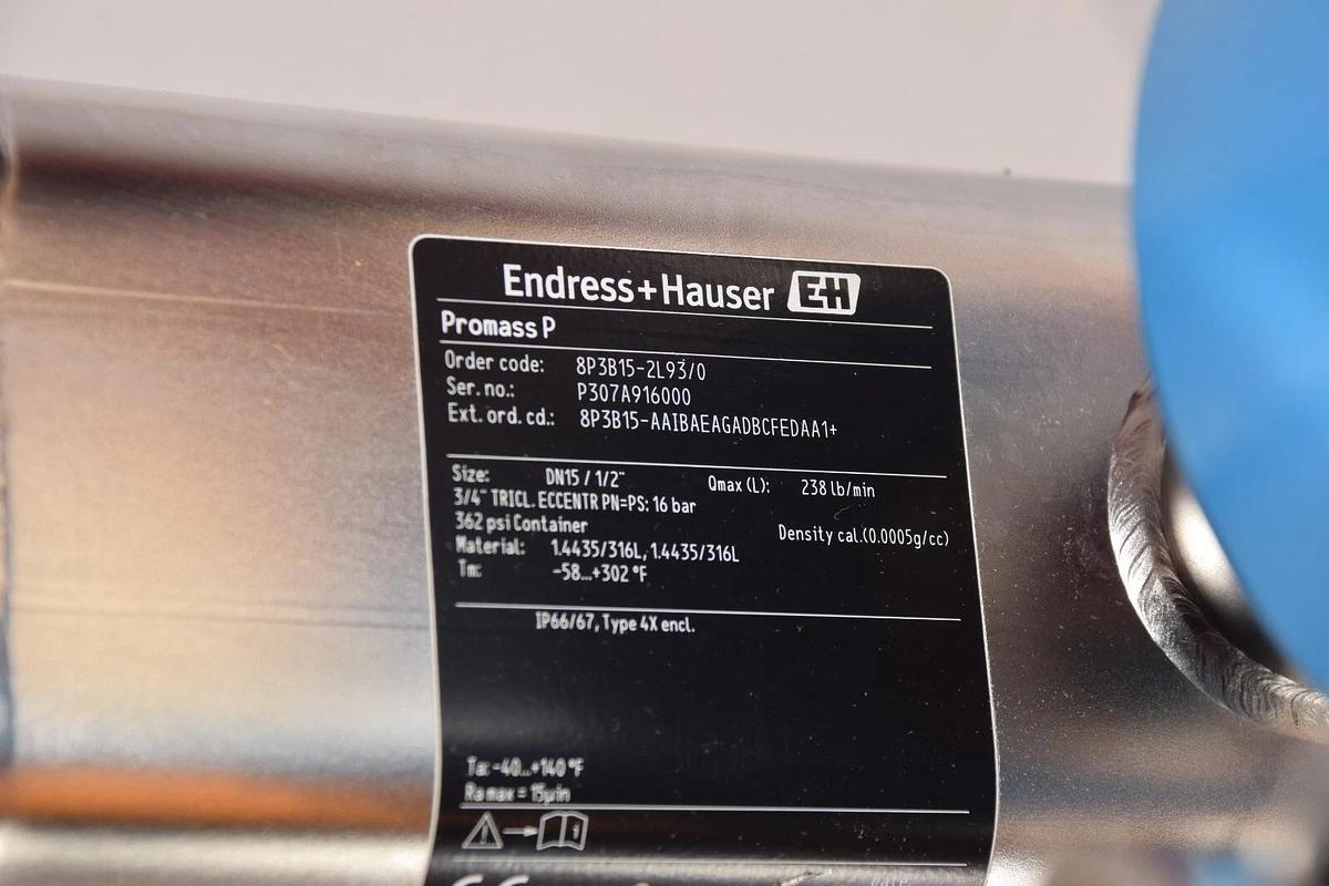 Used ENDRESS + HAUSER 8P3B15-2L93/0 , 1/2" DN15 Promass P 300 Flowmeter