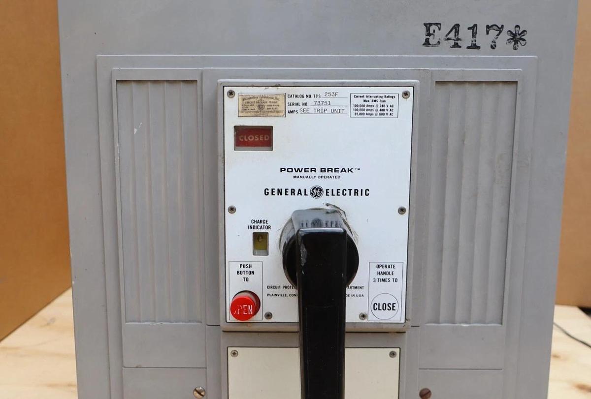Used GE General Electric TPS253F 2500A Power Break Circuit Breaker 600v w/ 2500a Trip