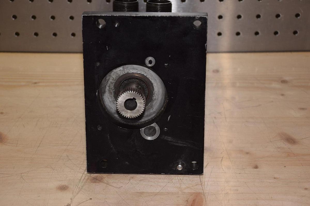 Used GE FANUC BRUSHLESS SERVO MOTOR MTR-3N32-H-R-0-N-S-A