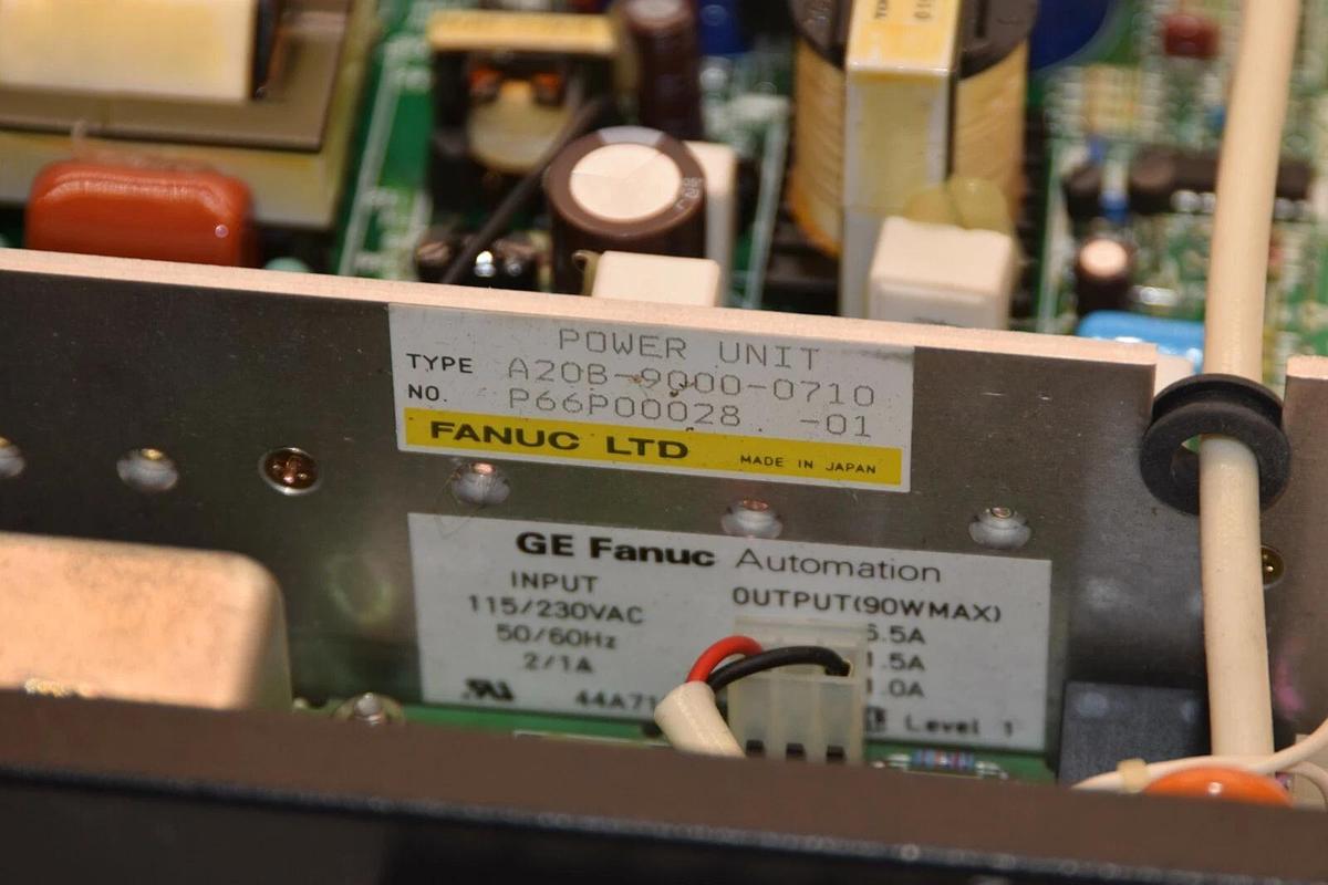 GE FANUC A20B-9000-0710 Series Six 115V 24Vdc 1A Power Supply Module (NEW)