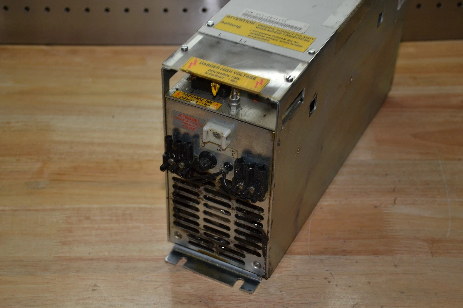 Used INDRAMAT TBM 1.1-20-W1/115V AC SERVO BLEEDER