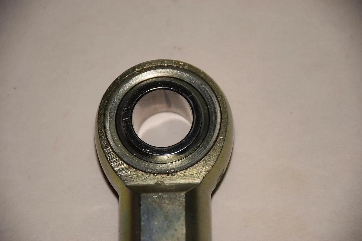 AURORA MG-12 MG12 ROD END FEMALE 3/4" BORE BEARING NEW