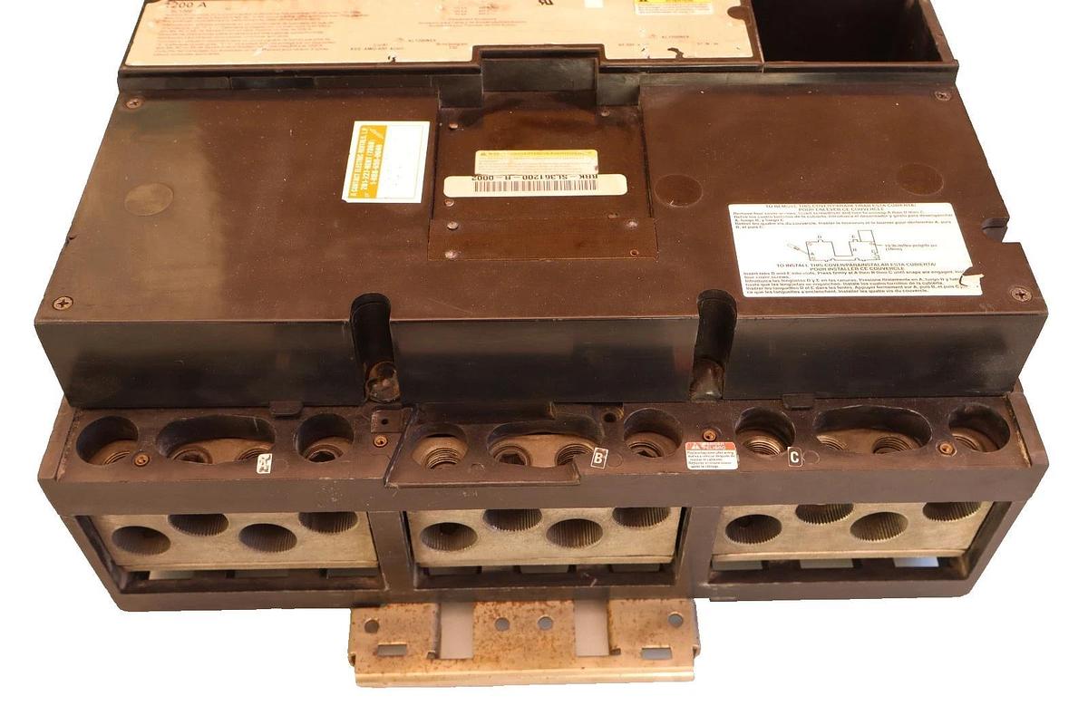 Used Square D 1200Amp SL1200 Circuit Breaker 1200A Frame 600V 3Pole (Missing Cover)