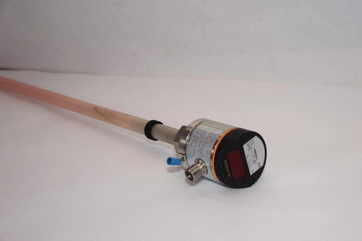 Used IFM EFECTOR LK1024 , D-45127 12-30Vdc 200mA Level Sensor