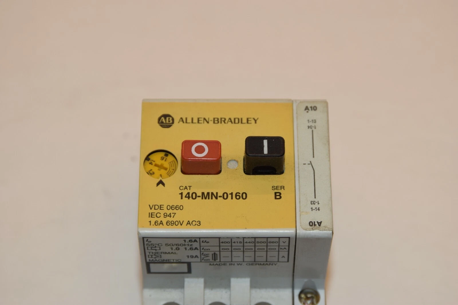 Used ALLEN BRADLEY Manual Starter 140-MN-0160 140MN0160 SerB 1.6A 690vac (Lot of 12)