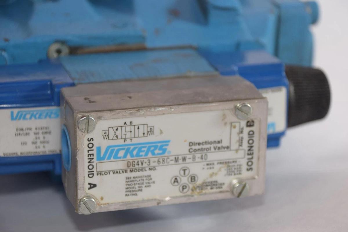 Vickers Directional Control Valve DG5S-8-8C EMWB20 DG5S88CEMWB20 *NOS*