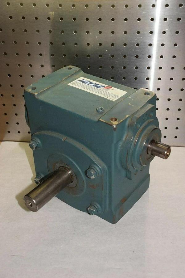 DODGE TIGEAR-2 30S15L 15:1 RATIO 2371 HP 7/8" & 1-3/8" SHAFT GEAR REDUCER NEW