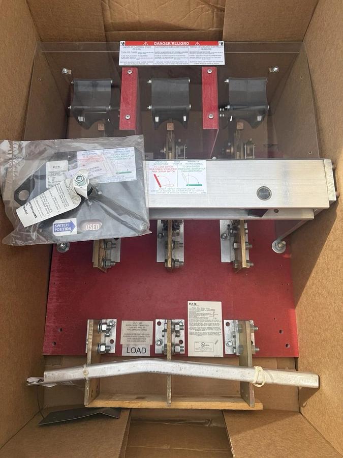 Eaton Bolted Pressure Contact Switch, 3PH 480V 1200 Amp, QA1233T480 1200A PQ123T