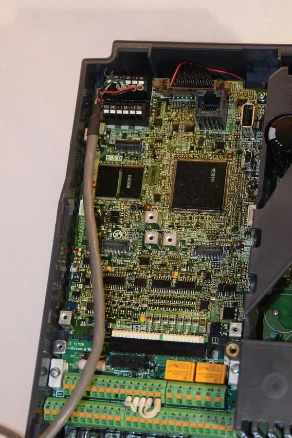 Used MITSUBISHI FR-A840-00052-1-N6 FRA840000521N6 3 Phase Inverter