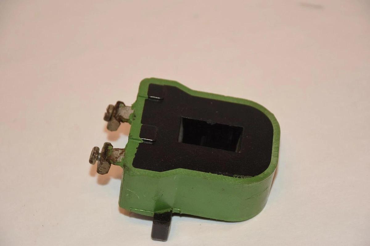 Used GE GENERAL ELECTRIC 22D135 55-650321-1A G102 115V 60HZ COIL