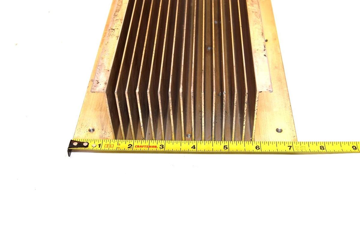 Used D-135086-8 04 , D-135086-8/04 11" x 2-3/8" x 7-1/8" Heat Sink