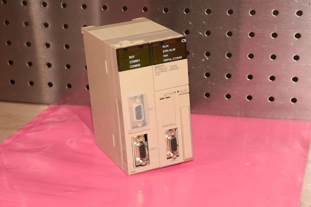 Used OMRON CS1G-CPU42-E CONTROLLER (with) CS1W-SCB21 communication Board