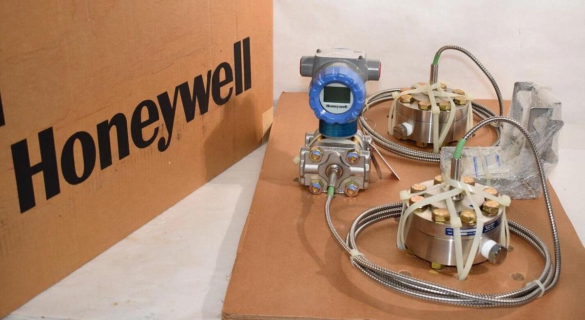 Honeywell STR800 DP Remote Seal ST800 YSTR82D-21CC5B0-(YYY)JBC(Y)S(Y)-B   (NEW)