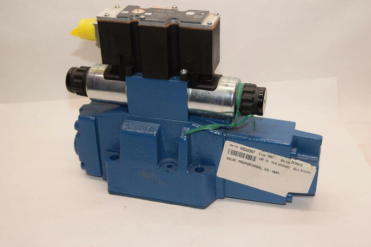 Used NEW BOSCH R900954642 REXROTH Directional Valve 4WRZE16W6-150-70/6EG24N9ETK31/F1V