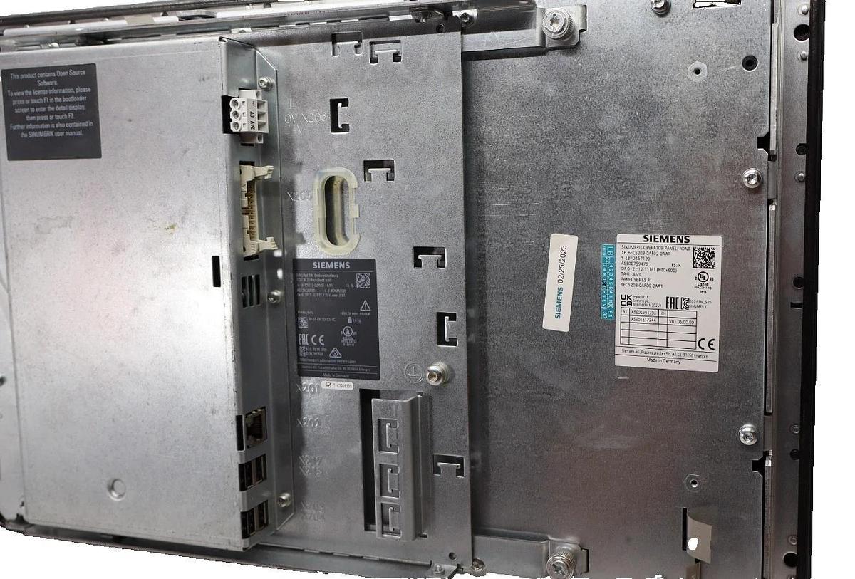 Used Siemens Sinumerik Operator PanelFront 6FC5203-0AF02-0AA1 TCU: 6FC5312-0DA00-1AA1