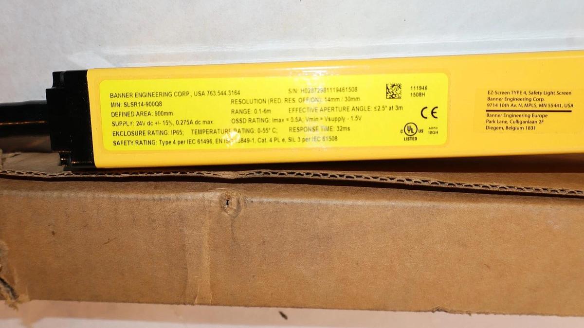 Banner SLSR14-900Q8 EZ-Screen Receiver Safety Light Curtain (New)