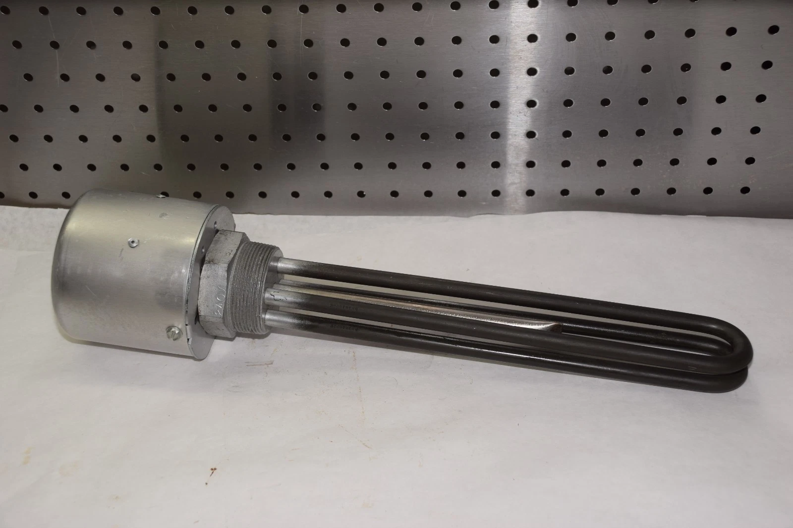 ACCUTHERM 422 55 502 N 19 F4 42255502N19F4 1.5kw 1PH 240V 750W TANK HEATER NEW