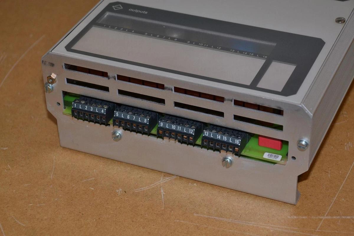 Used Modicon AEG Schneider Extension Unit A020 A020/E/24V 24v