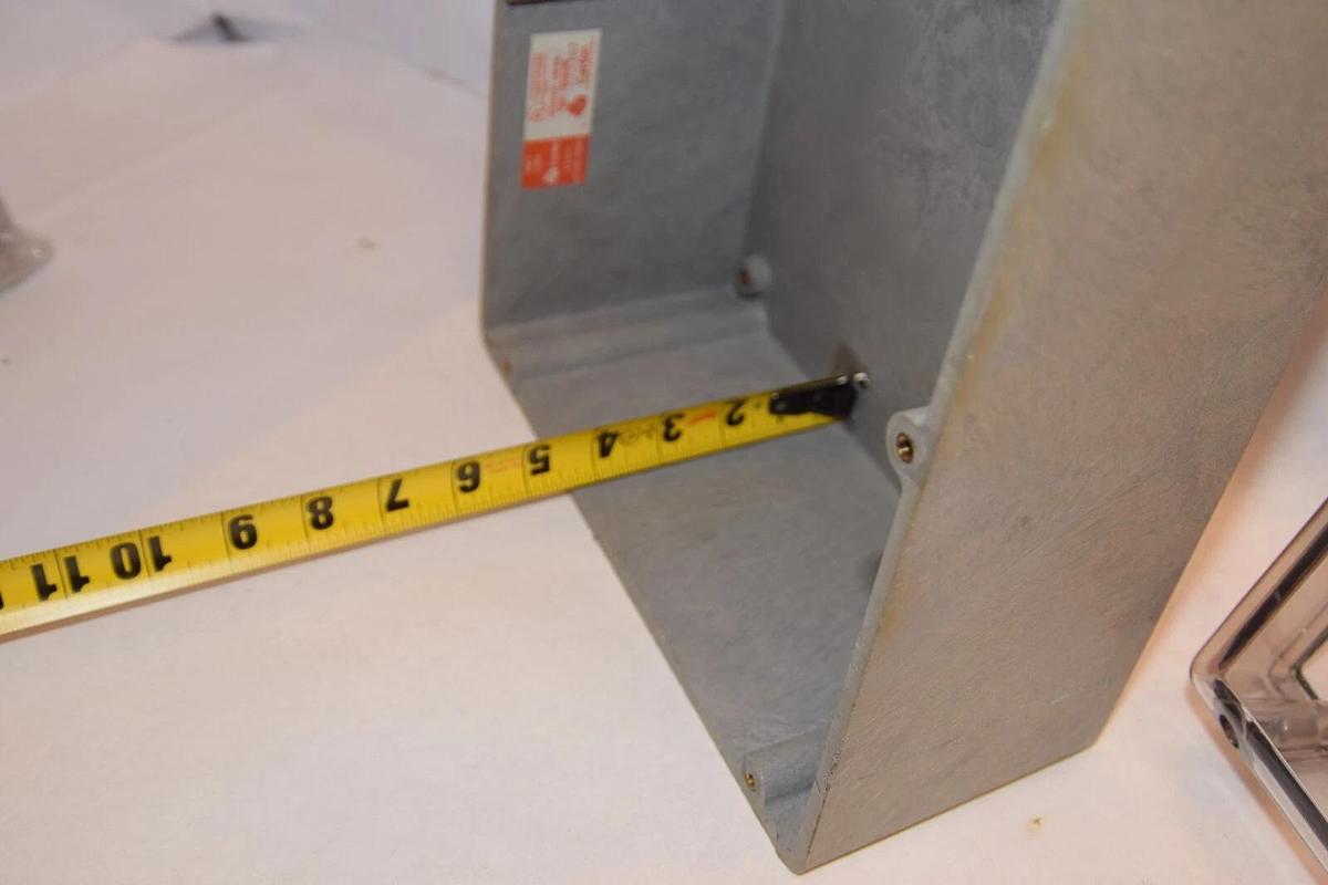 (NEW) CARLON CS12106 12"x10"x4.5" F773397 Control Panel Enclosure W/Clear Cover