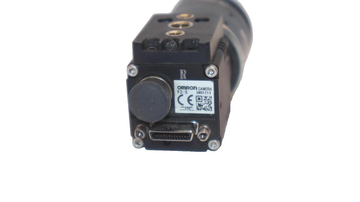 Used OMRON FZ-S2M , FZS2M Camera w/ 35mm 1:1.4 , 2/3" OPTO18D0010 Opto Engin. Lens