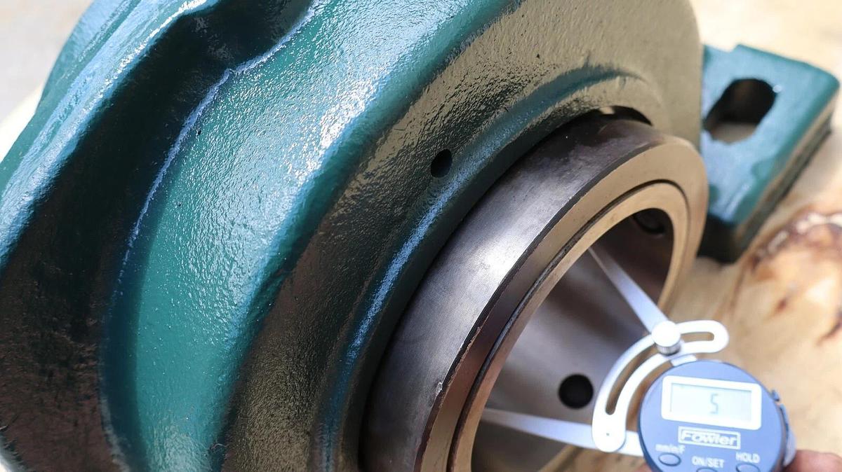 Rex 4 Bolt Pillow Block Bearing and Housing 5" 90557 5050780011 505 07800 11 NOS