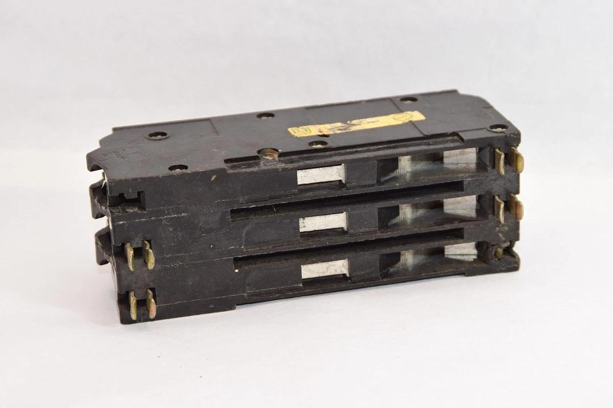 Used SQUARE D Q1B350 50A 50 Amp 3P Circuit Breaker *No Lug Screws*