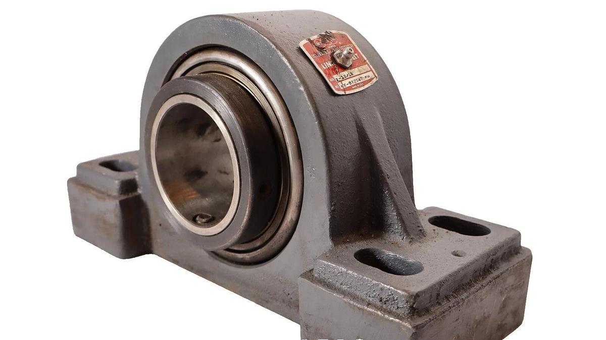 Link-Belt Link Belt Pillow Block Housing Bearing 2-15/16" PE-B22547 FH NOS