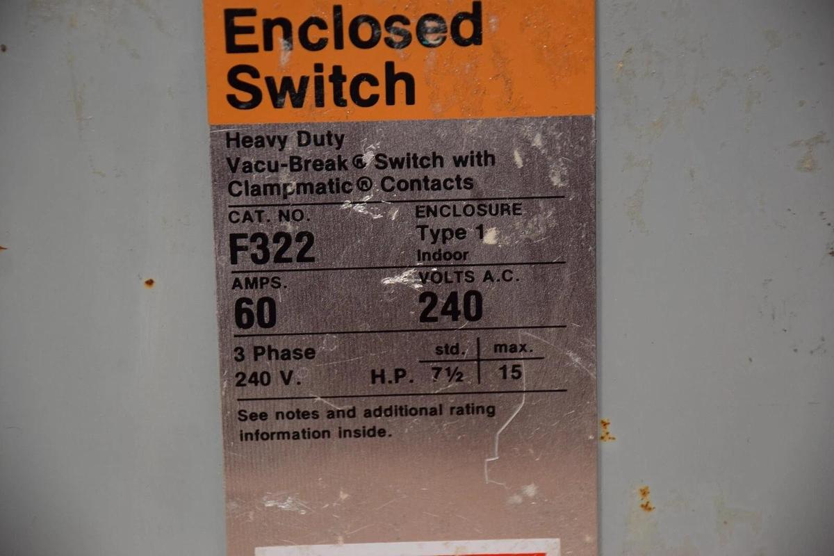 Used I-T-E F322 60A Amp Type 1 240V Heavy Duty Disconnect / Safety Switch