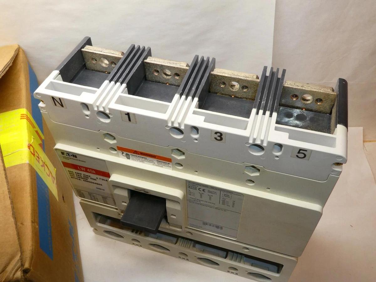 (New) Cutler Hammer EATON Breaker LW4630F  LW 45k 4P 630 amp max 690vac 250Vdc