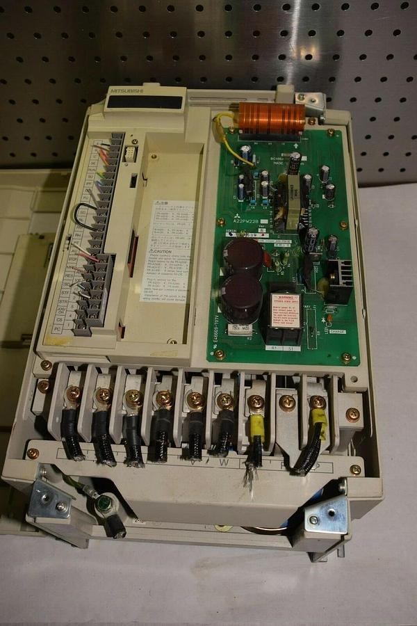 Used Mitsubishi FR-A220E-15K-UL 20HP Freqrol A200 Inverter Drive  FR-A220-15K-TF