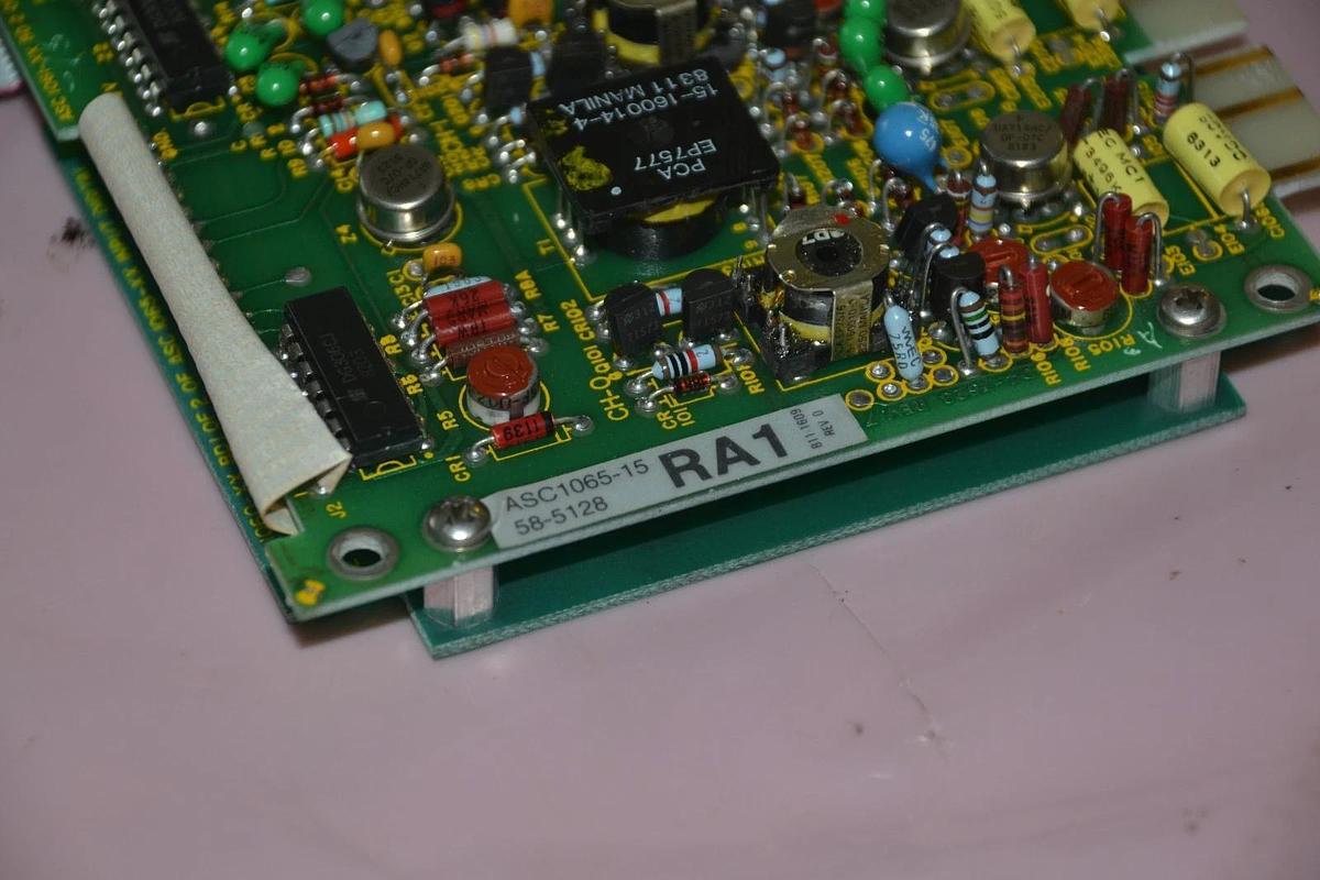 Used CUTLER HAMMER EATON INPUT BOARD CARD MODULE ASC1065-15 RA1