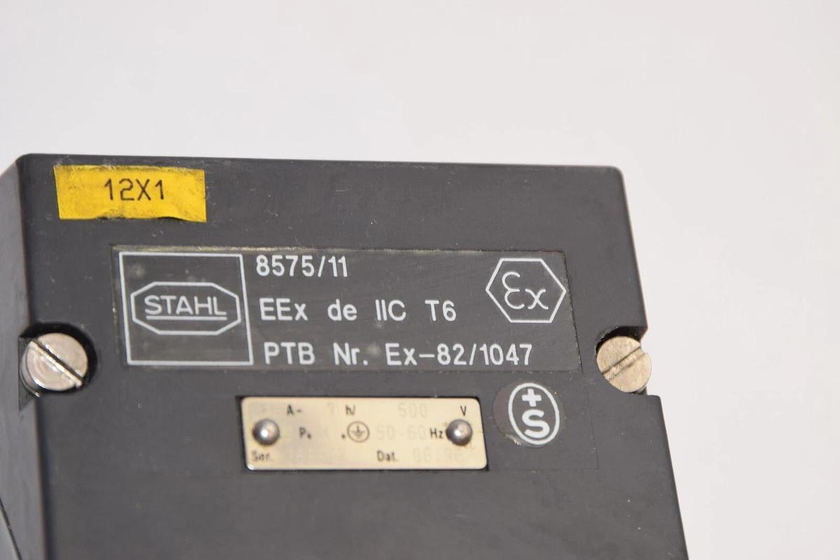 Used STAHL 8575/11 Receptacle Switch