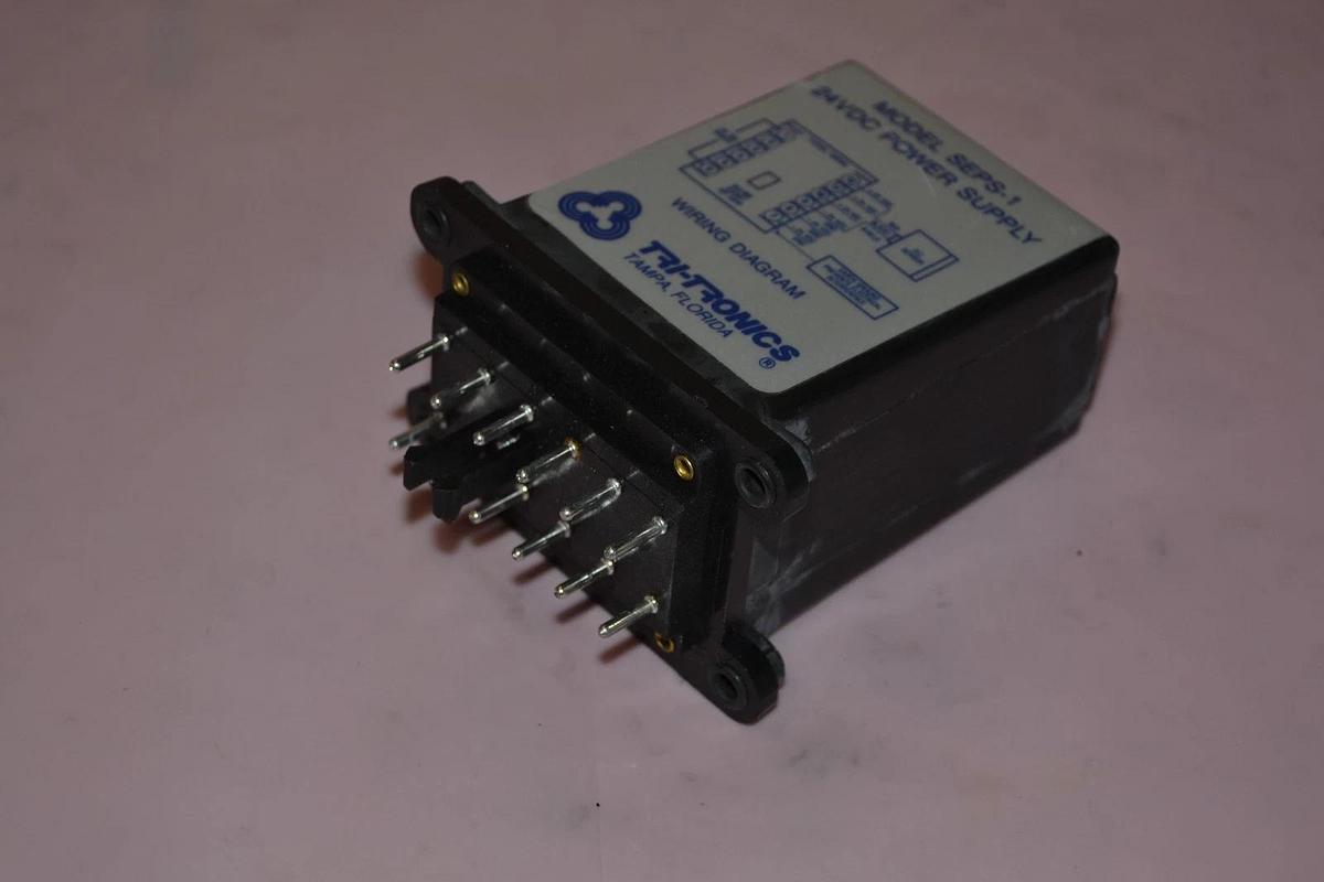 Used TRI-TRONICS MODEL SEPS-1 SEPS 1 24VDC POWER SUPPLY PLUG