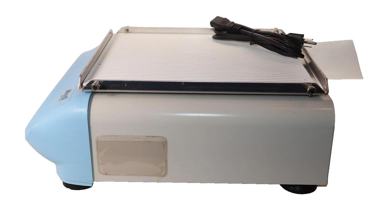 Used THERMO SCIENTIFIC MAXQ 2000 CO2 RESISTANT DIGITAL SHAKER SHKE2000CO2