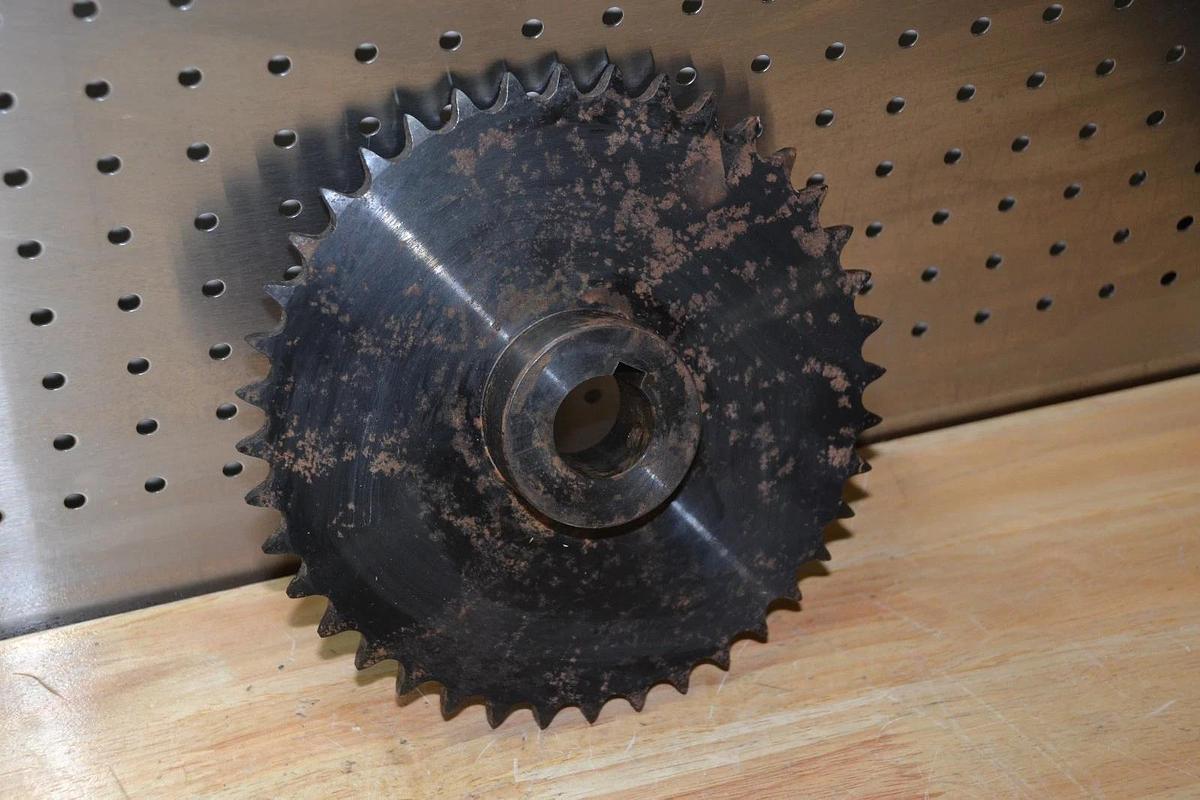 Used CHINA POWER RITE 50B40QKKR-B 50B40QKKRB 40 TEETH SPROCKET