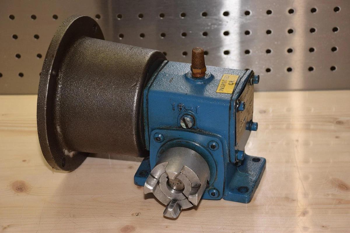 Used Drive Textron Cone Drive Gear Speed Reducer MH015A906-2-05 MH015A906 Opt 01 5:1