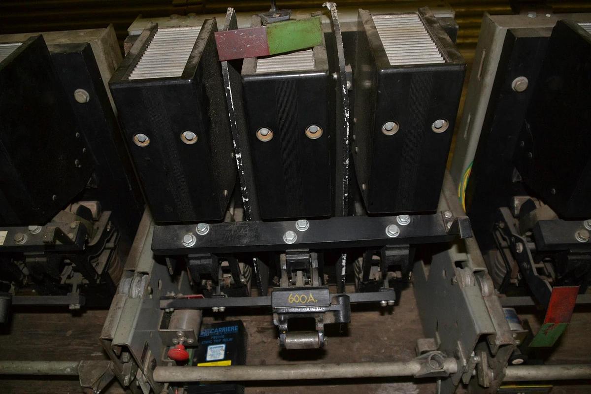 Used Westinghouse DA-50 Air Breaker 600a 600 a amp 1-so. 6y3055 w/ fb600e static trip
