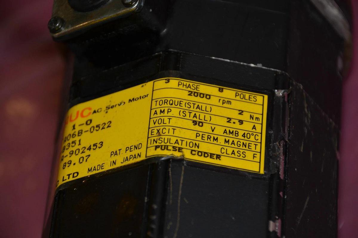 Used Fanuc AC Servo Motor 1-0 A06B-0522-B351 PULSE CODER A-902453 3ph 90v 2.9a