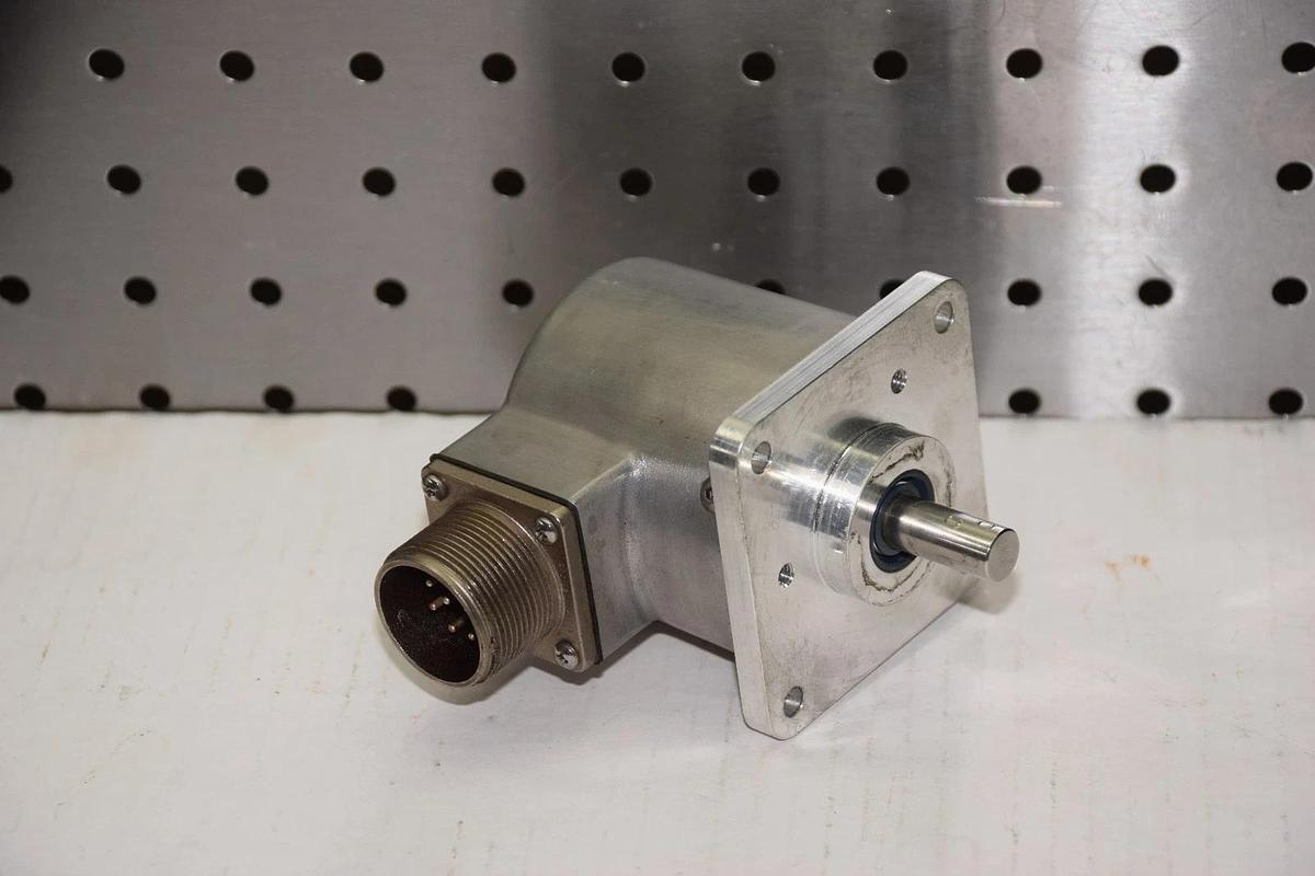 Used ALLEN BRADLEY Encoder  845H-SJDB26DRY2C /C 8-24VDC