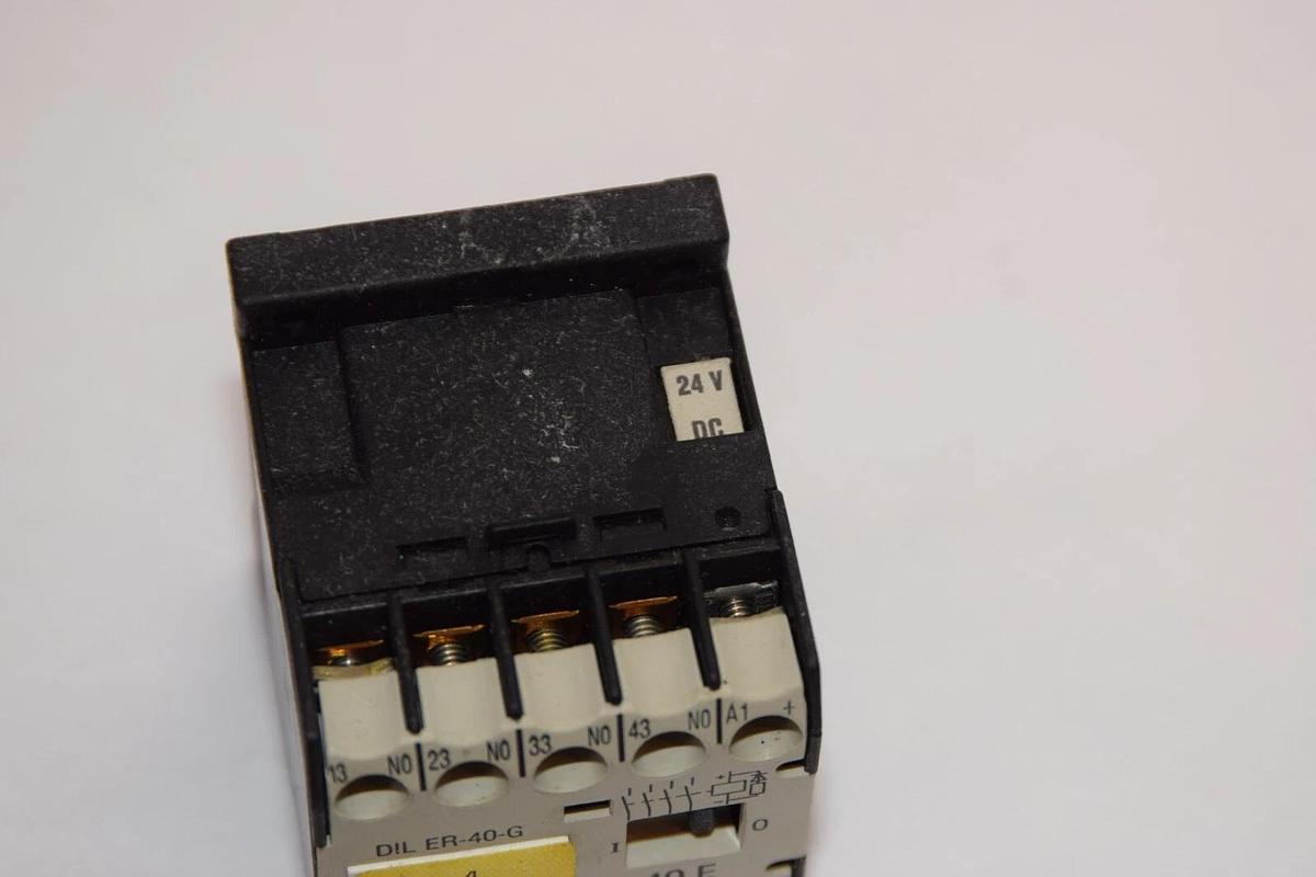 Used (Lot of 3) MOELLER DIL ER-40-G 24V Contactor