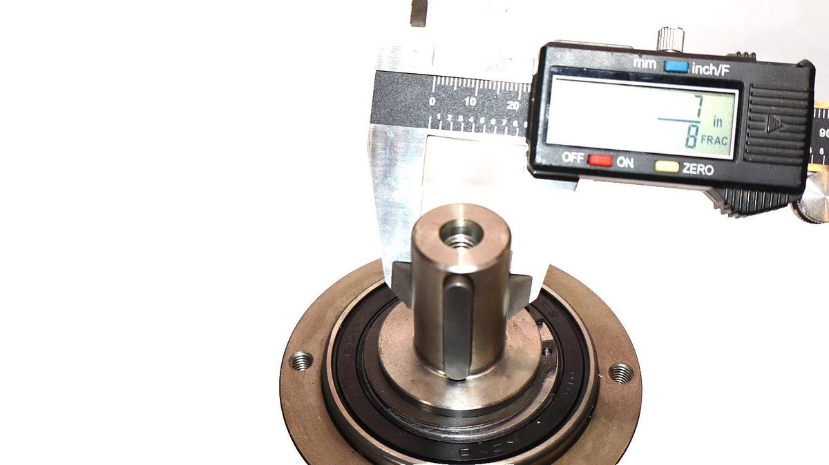 Stober Drives PE422SPSS0160ME 16:1 Ratio 3/4" bore 7/8" Shaft Gear Reducer (New)