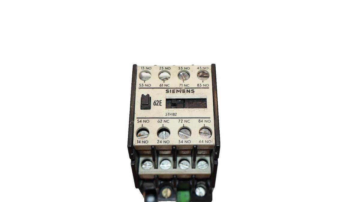 Used Siemens 3TH82 62-0A , 3TH8262-0A 42V 50/60Hz Contactor