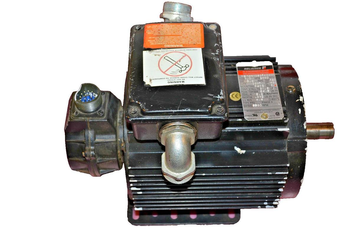 Used RELIANCE ELECTRIC AC SYNCHRONOUS MOTOR B14H1050PCA B14H1050P CA B14H1050P-CA