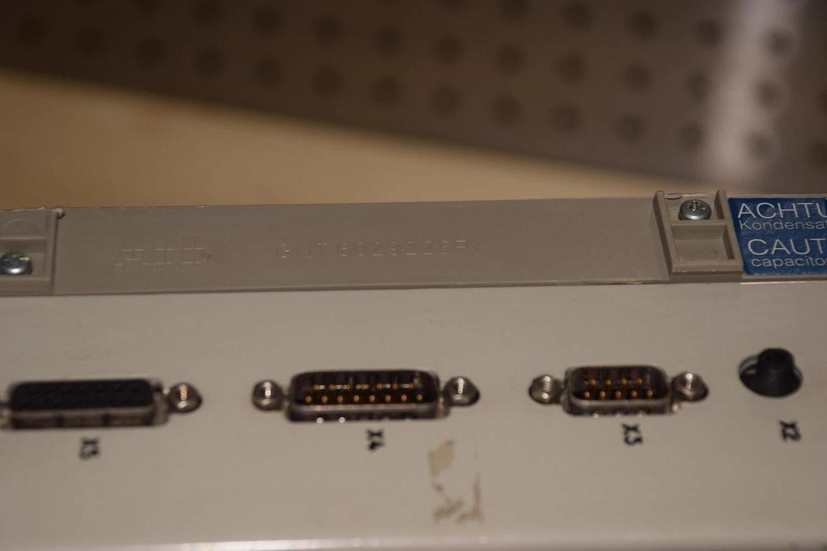 Used ABB 101-004A2, SDS101-004A2-670V00, 3ADT211033R 670v  Servo Drive