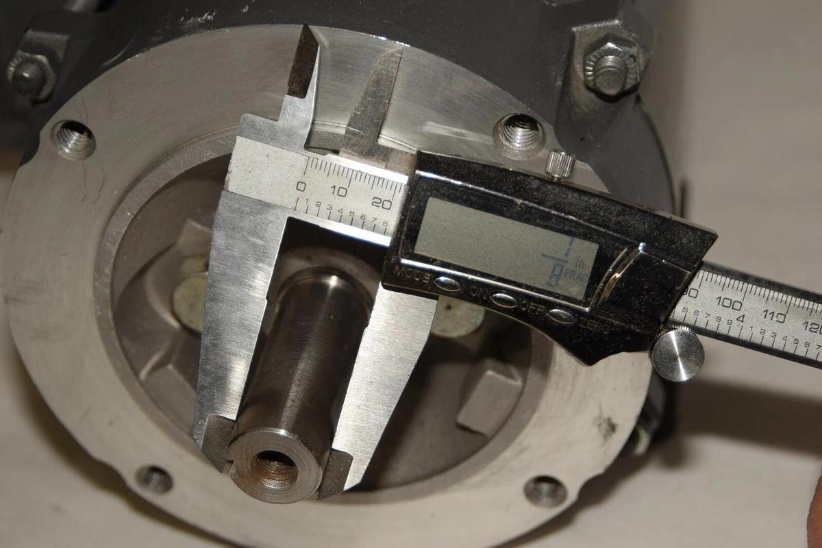 Used BALDOR Hazardous Location Electric Motor .75hp 3/4hp BV998058 208-230/460v NEW