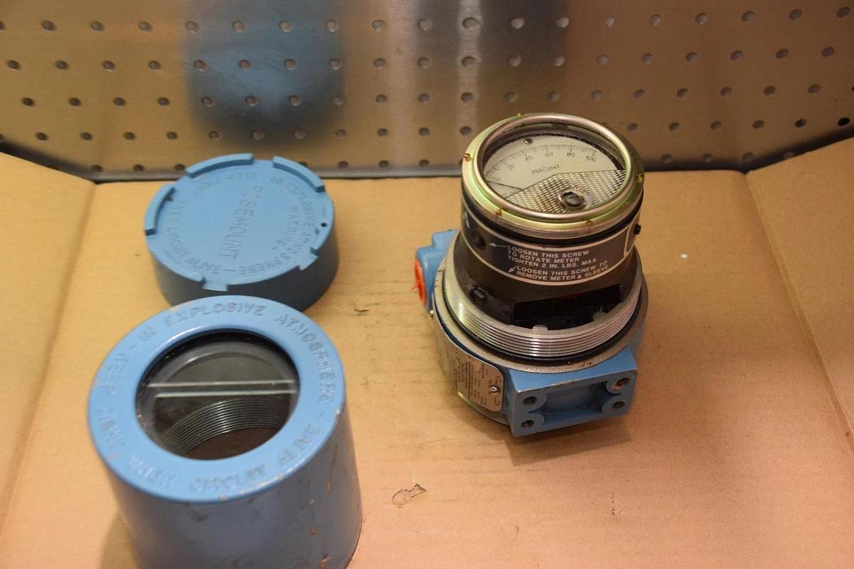 ROSEMOUNT 0444TJ1U1C2NA 0 TO 300 DEG. CELSIUS TYPE J TEMP. TRANSMITTER NEW